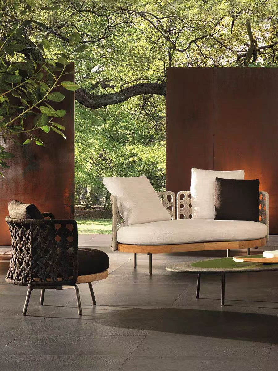 # モダンな屋外用ラタンチーク曲線ソファとリクライニングチェ - Outdoor Furniture Recliner Set のレビューと価格